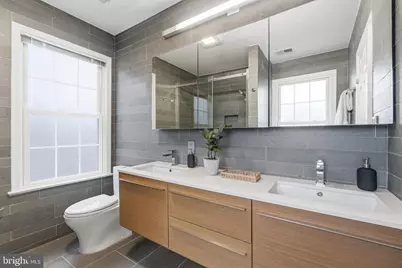 320 Laverne Avenue, Alexandria, VA 22305 - Photo 23