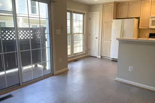 2450 Garnett Dr, Alexandria, VA 22311 - Photo 9