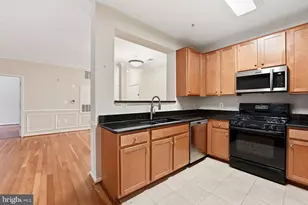 4850 Eisenhower Ave, Alexandria, VA 22304 - Photo 11