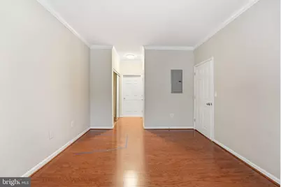 4850 Eisenhower Avenue #113, Alexandria, VA 22304 - Photo 15