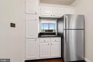 5340 Holmes Run Pkwy, Alexandria, VA 22304 - Photo 35