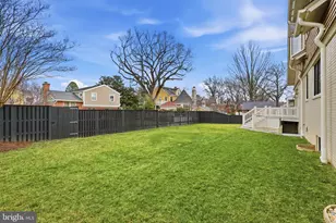 605 Hilltop Terrace, Alexandria, VA 22301 - Photo 55