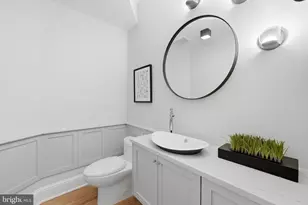 605 Hilltop Terrace, Alexandria, VA 22301 - Photo 7