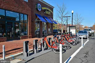 811 N Columbus St, Alexandria, VA 22314 - Photo 57