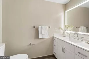 925 N Fairfax St, Alexandria, VA 22314 - Photo 11