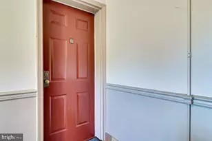 1708 W Abingdon Dr, Alexandria, VA 22314 - Photo 43