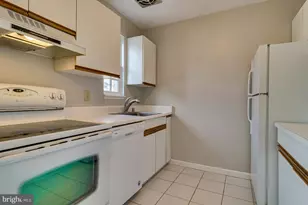 1708 W Abingdon Dr, Alexandria, VA 22314 - Photo 21