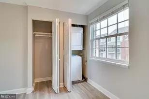 1708 W Abingdon Dr, Alexandria, VA 22314 - Photo 17