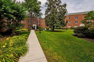 1608 W Abingdon Dr, Alexandria, VA 22314 - Photo 3