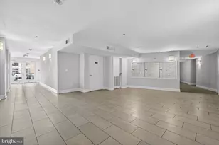 3313 Wyndham Cir, Alexandria, VA 22302 - Photo 23