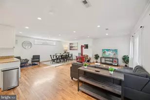 10 Irving Court, Alexandria, VA 22314 - Photo 9