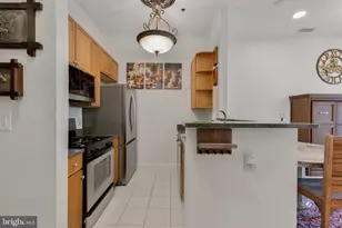 309 Holland Ln, Alexandria, VA 22314 - Photo 13