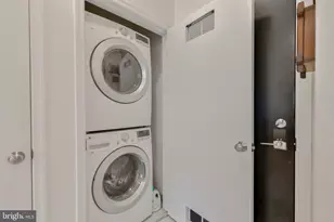 309 Holland Ln, Alexandria, VA 22314 - Photo 19