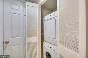 603 Bashford Ln, Alexandria, VA 22314 - Photo 11