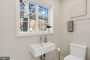 3254 Gunston Rd, Alexandria, VA 22302 - Photo 19