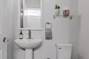 2102 Main Line Blvd, Alexandria, VA 22301 - Photo 59