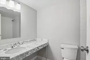 301 N Beauregard St, Alexandria, VA 22312 - Photo 29