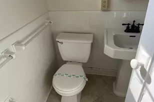 3216 Gunston Rd, Alexandria, VA 22302 - Photo 11