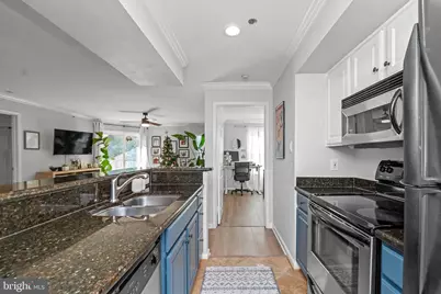 3315 Wyndham Circle #2222, Alexandria, VA 22302 - Photo 9