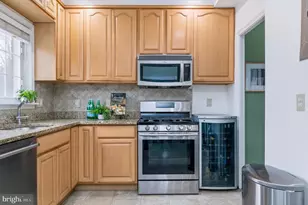 1415 Martha Custis Dr, Alexandria, VA 22302 - Photo 17