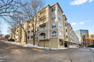 4551 Strutfield Ln, Alexandria, VA 22311 - Photo 35