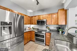 4551 Strutfield Ln, Alexandria, VA 22311 - Photo 3