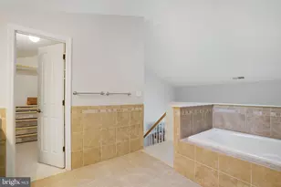 4655 Lambert Dr, Alexandria, VA 22311 - Photo 31