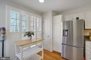 4655 Lambert Dr, Alexandria, VA 22311 - Photo 13
