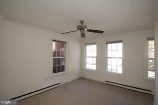 1006 Oronoco St, Alexandria, VA 22314 - Photo 3