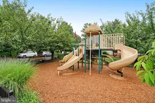 4667 Longstreet Ln, Alexandria, VA 22311 - Photo 41