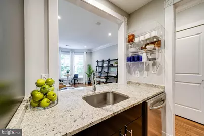 910 Powhatan Street #205S, Alexandria, VA 22314 - Photo 11