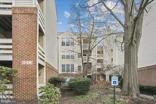244 S Reynolds St, Alexandria, VA 22304 - Photo 25