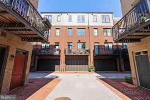 304 S Union St, Alexandria, VA 22314 - Photo 37