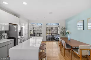 381 Livermore Ln, Alexandria, VA 22304 - Photo 9