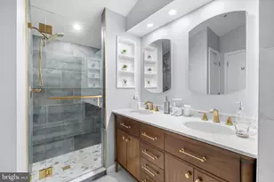 381 Livermore Ln, Alexandria, VA 22304 - Photo 51