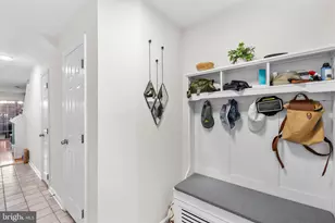 381 Livermore Ln, Alexandria, VA 22304 - Photo 3