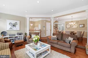 715 Hawkins Way, Alexandria, VA 22314 - Photo 3