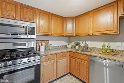 5250 Valley Forge Drive #108, Alexandria, VA 22304 - Photo 9