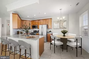 828 Slaters Ln, Alexandria, VA 22314 - Photo 5