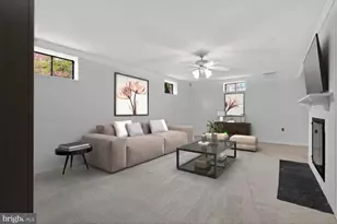 2420 Cameron Mills Rd, Alexandria, VA 22302 - Photo 37