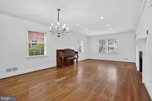 2420 Cameron Mills Rd, Alexandria, VA 22302 - Photo 13