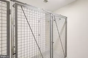 801 N Fairfax St, Alexandria, VA 22314 - Photo 29