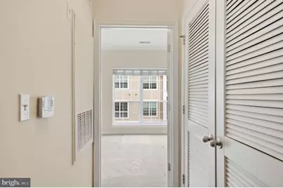4854 Eisenhower Avenue #351, Alexandria, VA 22304 - Photo 17