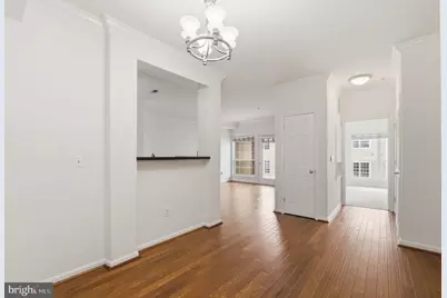 4854 Eisenhower Avenue #351, Alexandria, VA 22304 - Photo 3