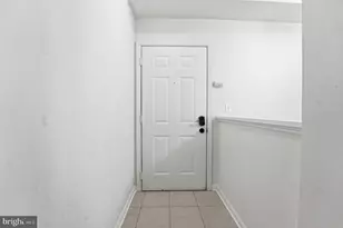 4854 Eisenhower Ave, Alexandria, VA 22304 - Photo 5