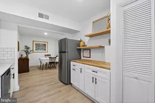 55 Skyhill Rd, Alexandria, VA 22314 - Photo 11