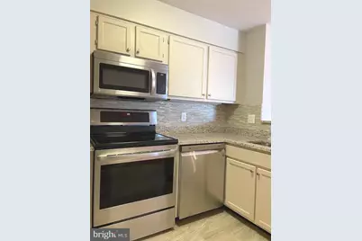 1100 Quaker Hill Drive #421, Alexandria, VA 22314 - Photo 5