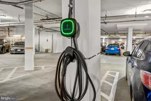 520 John Carlyle St, Alexandria, VA 22314 - Photo 5