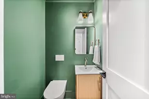 607 Johnston Pl, Alexandria, VA 22301 - Photo 23