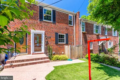 258 Burgess Avenue, Alexandria, VA 22305 - Photo 1